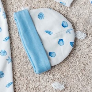 NEWBORN HAT – SEASHELLS